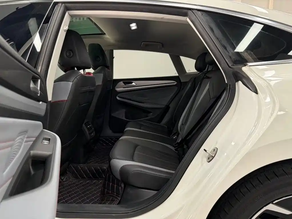 Volkswagen Lamando — миниатюра 9
