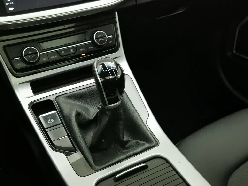 Geely Emgrand GL — миниатюра 13