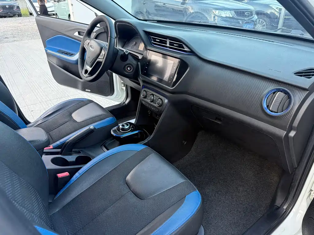 Chery New Energy Tiggo 3xe — миниатюра 6