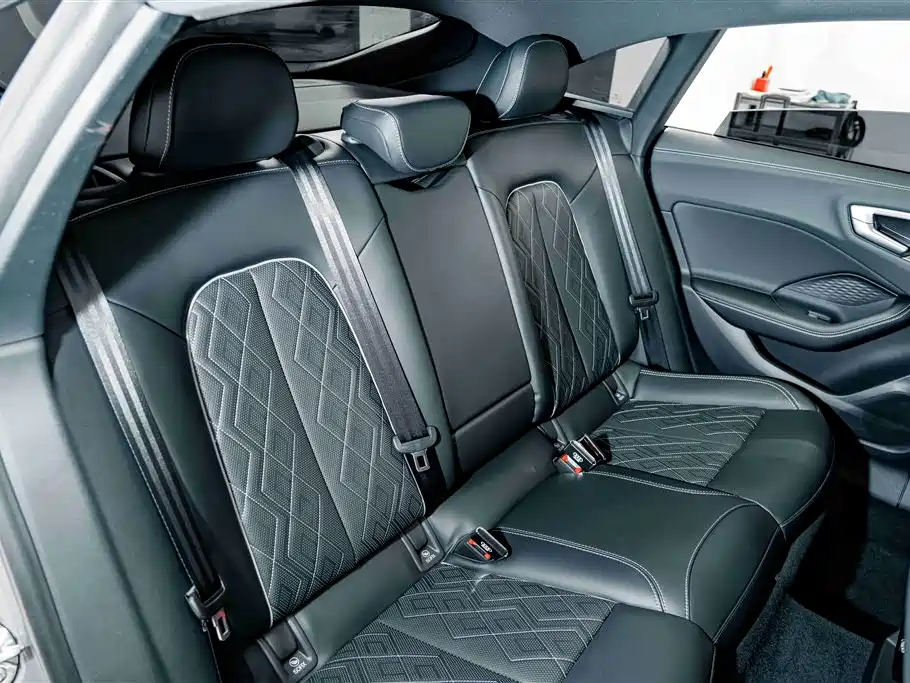 Audi A5L Sportback — миниатюра 22