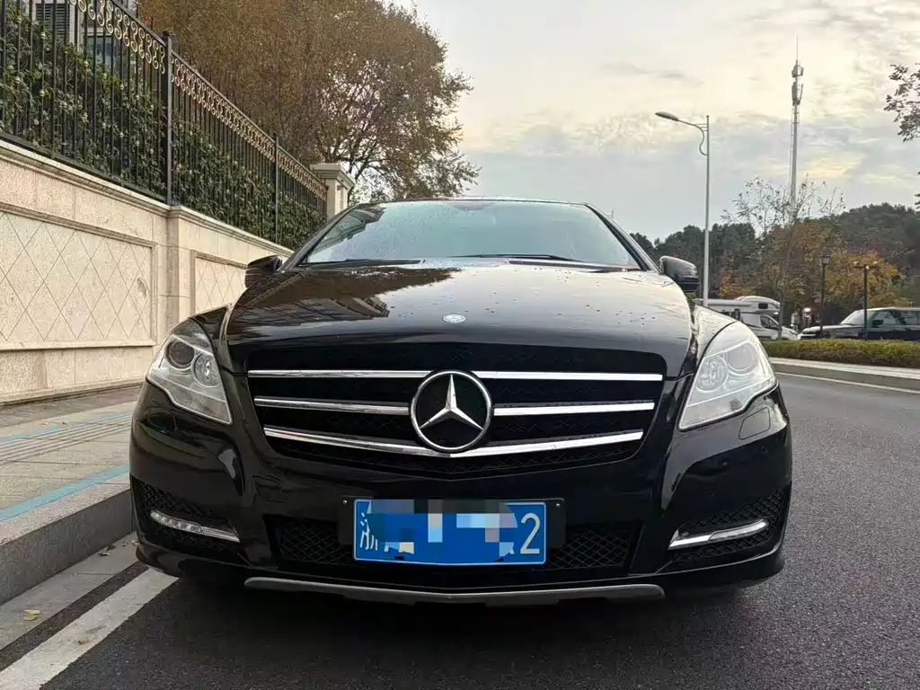 Mercedes-Benz R 2014 R 320 4MATIC
