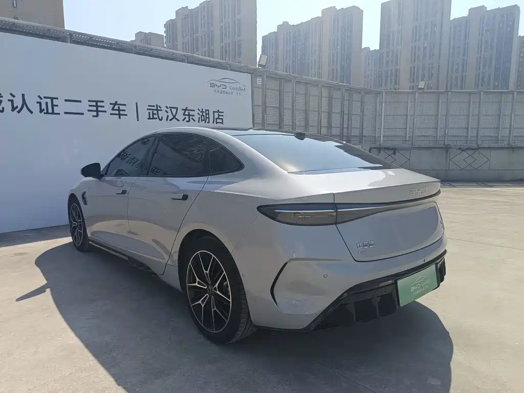 BYD Seal — миниатюра 18