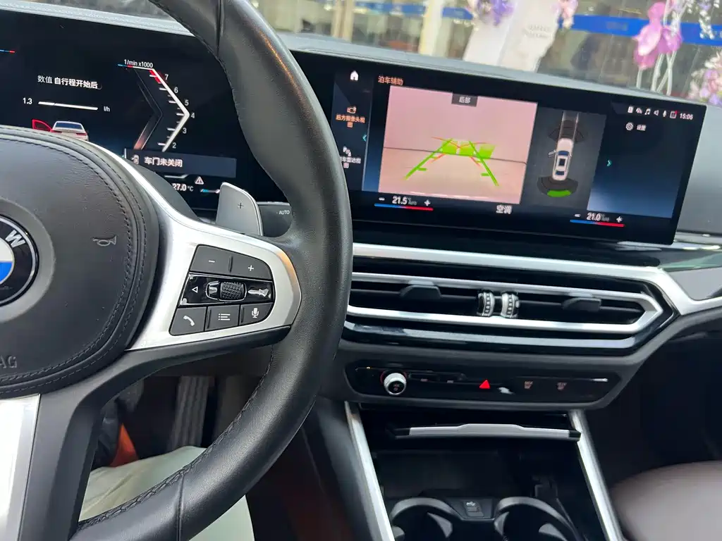 BMW 3 Series — миниатюра 12