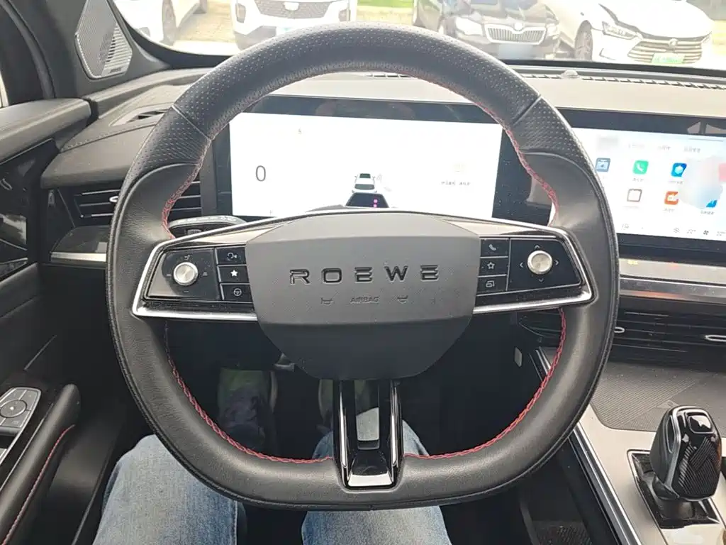 Roewe RX5 MAX — миниатюра 15