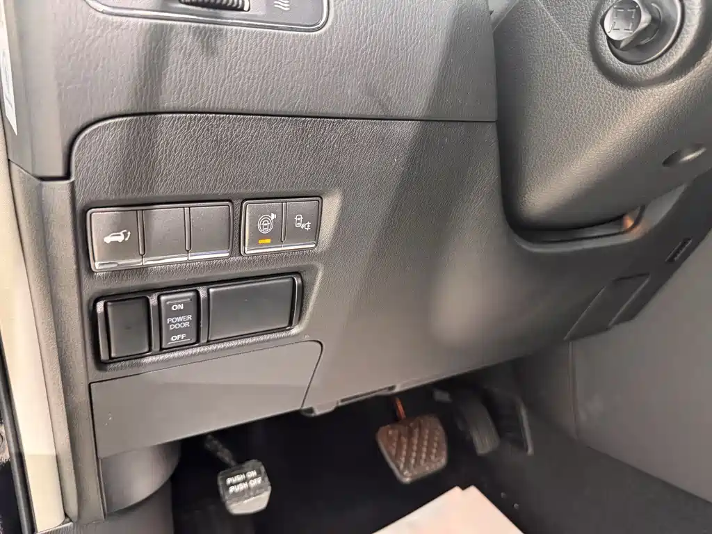 Infiniti QX80 - фото 16