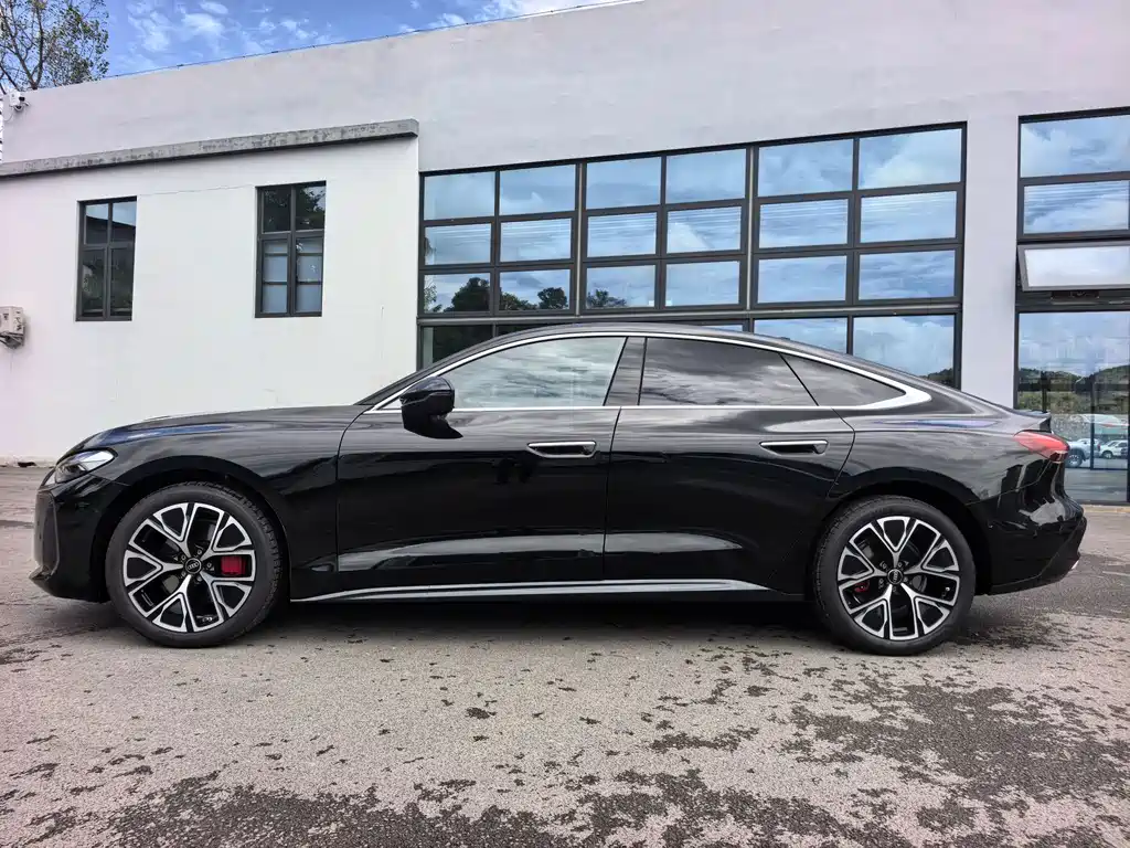 Audi A5L Sportback — миниатюра 4