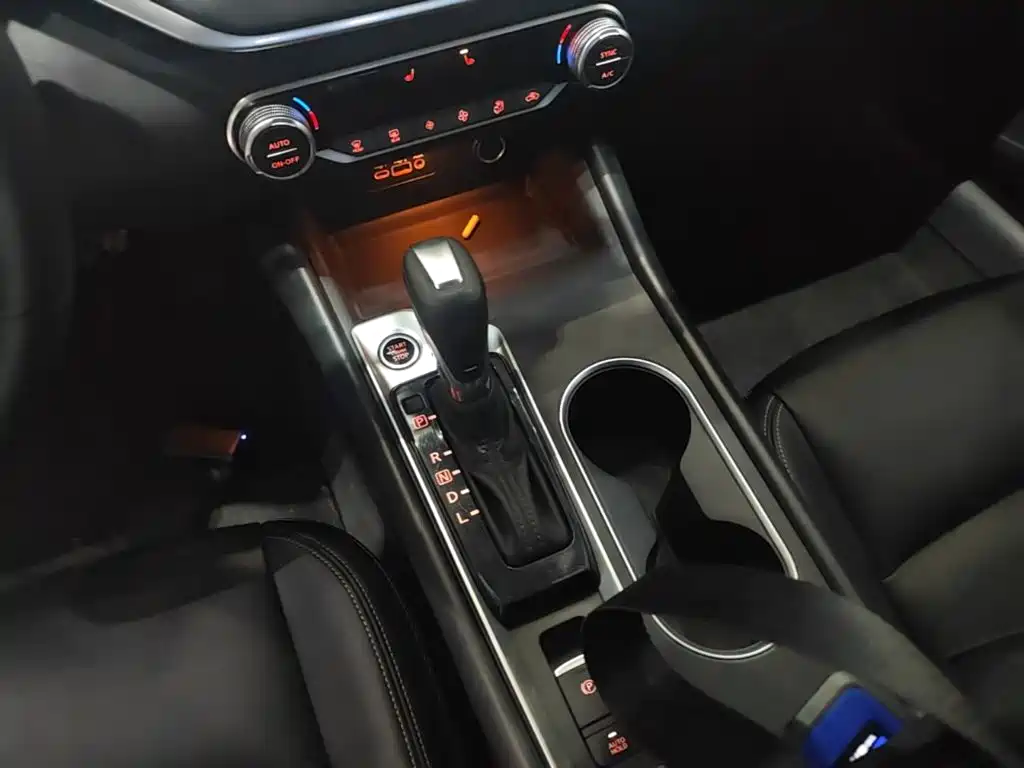 Nissan Teana — миниатюра 14