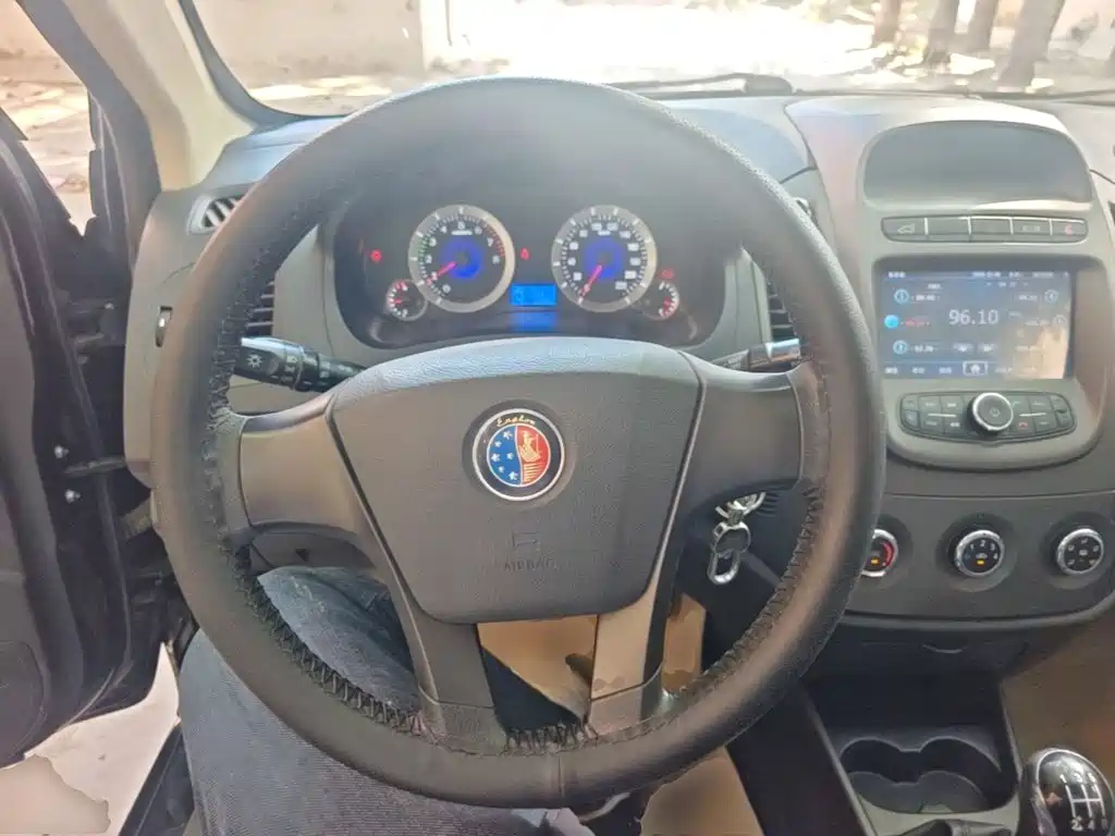 Geely King Kong — миниатюра 11