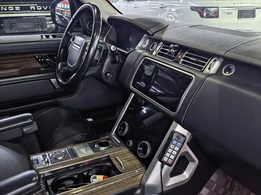 Land Rover Range Rover 2019 3.0 SCV6