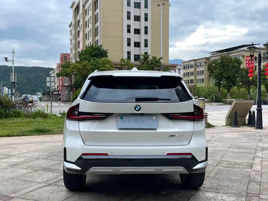 BMW X1 2023 sDrive20Li X