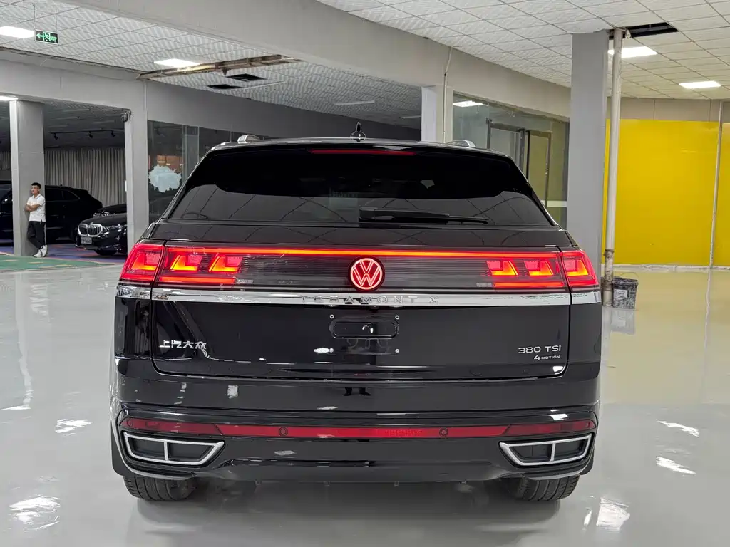 Volkswagen Teramont — миниатюра 8