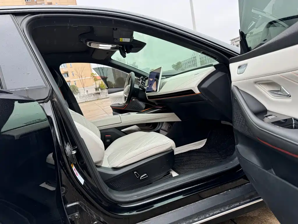 Changan Deepal DARK BLUE SL03