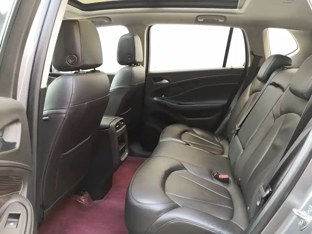 Buick Envision Plus — миниатюра 8
