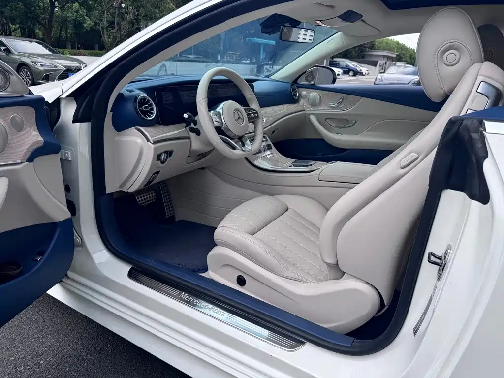 Mercedes-Benz E-Class (Import) — миниатюра 6
