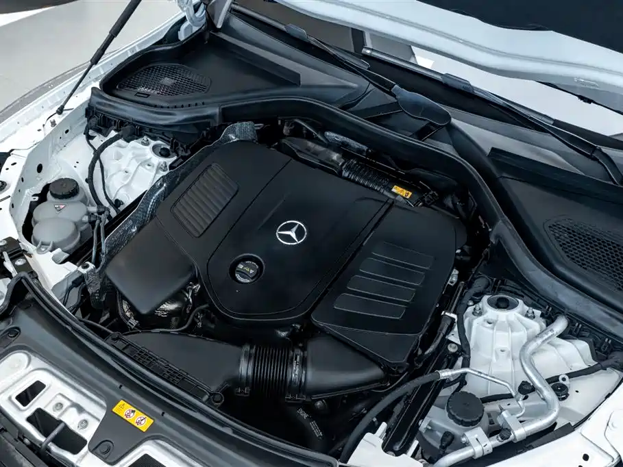 Mercedes-Benz GLC 2023 GLC 300 L 4MATIC 7 мест