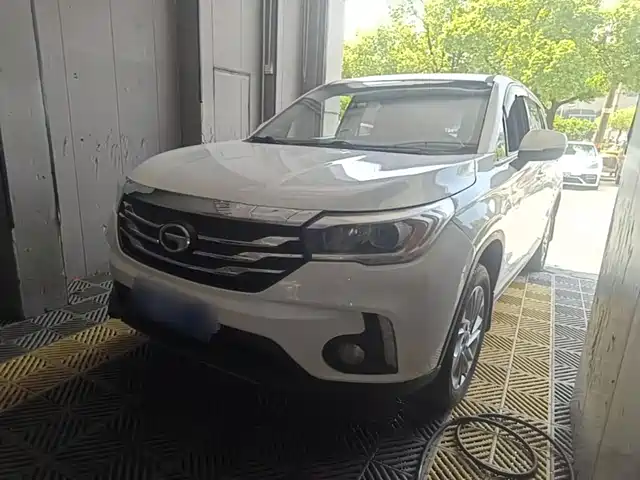 2015 GAC Trumpchi GS4