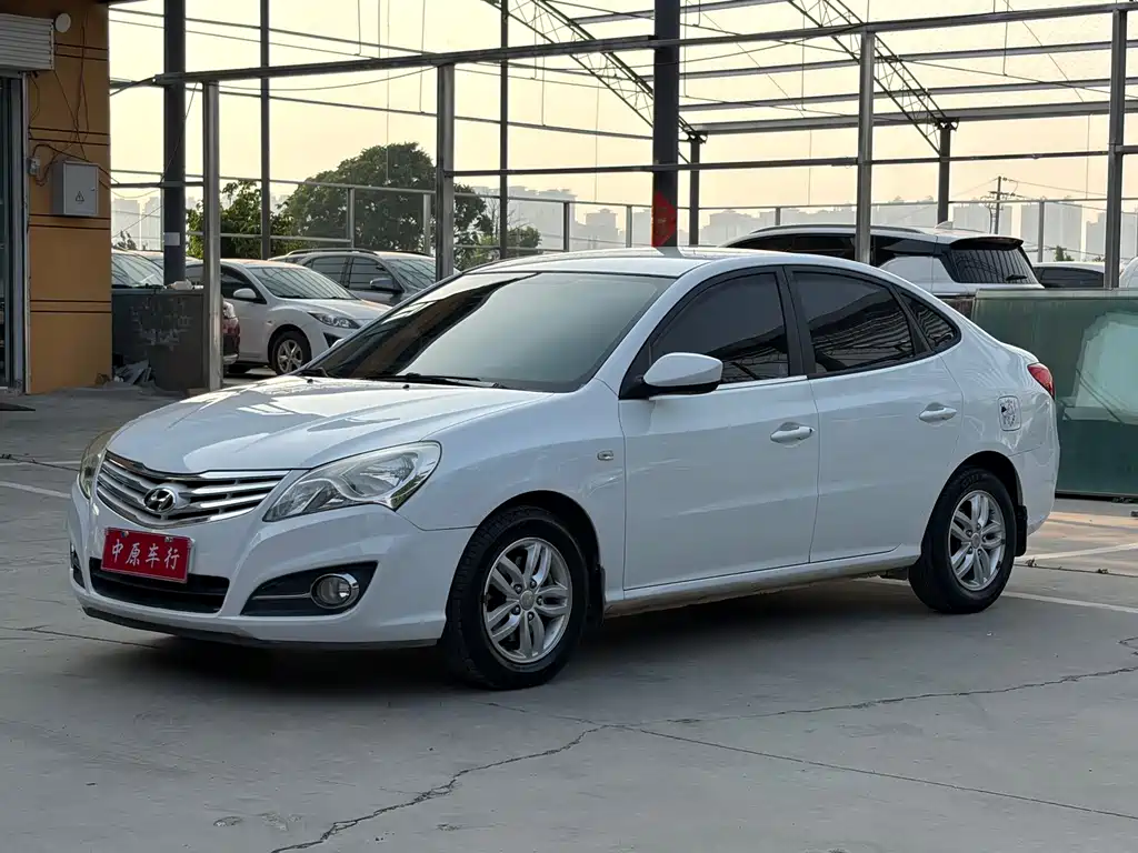 Hyundai Elantra 2014
