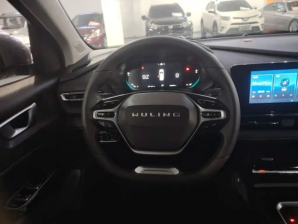 Wuling Victory — миниатюра 11