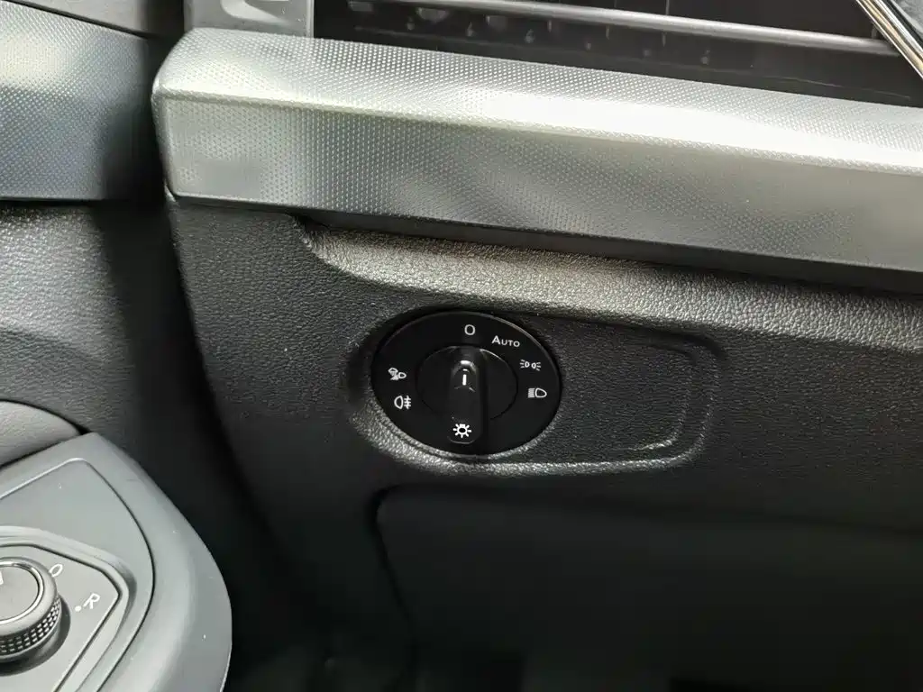 Volkswagen Passat — миниатюра 21