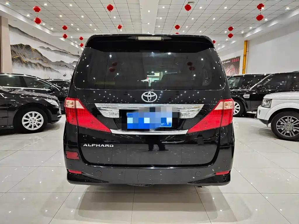 Toyota Alphard 2011 2.4L Luxury