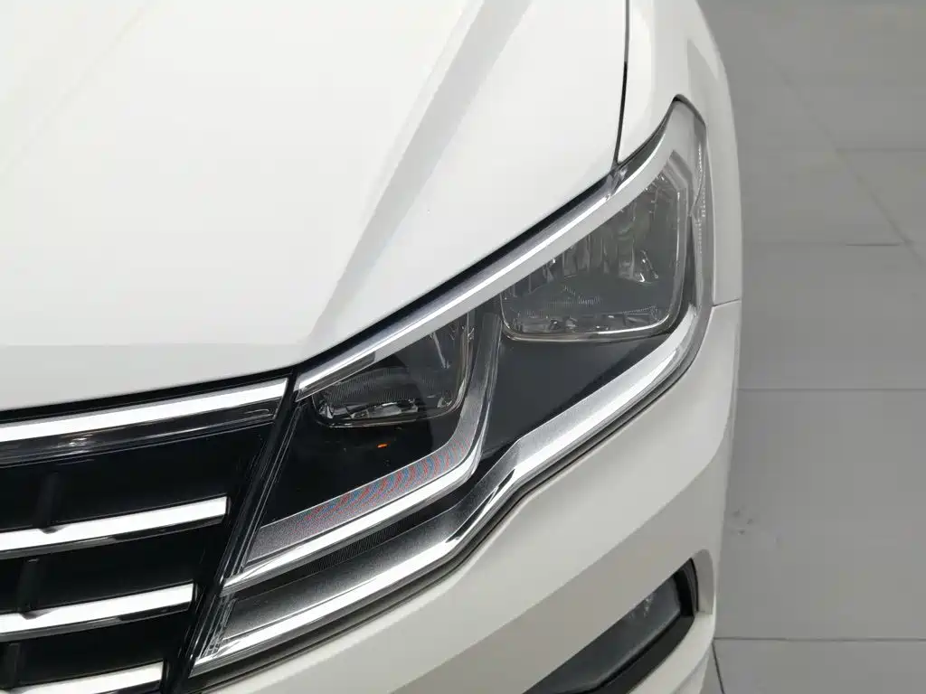 Volkswagen Jetta — миниатюра 7