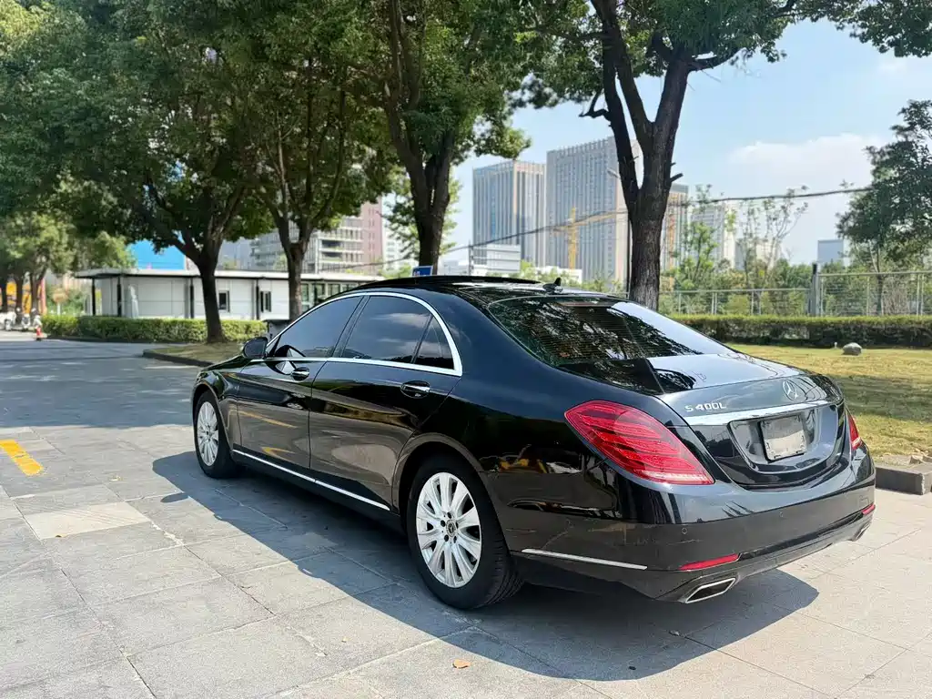 Mercedes-Benz S-Class — миниатюра 7