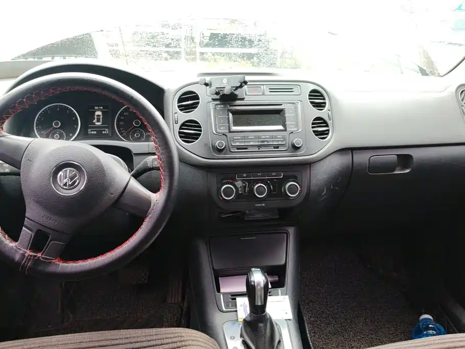 Volkswagen Tiguan — миниатюра 12