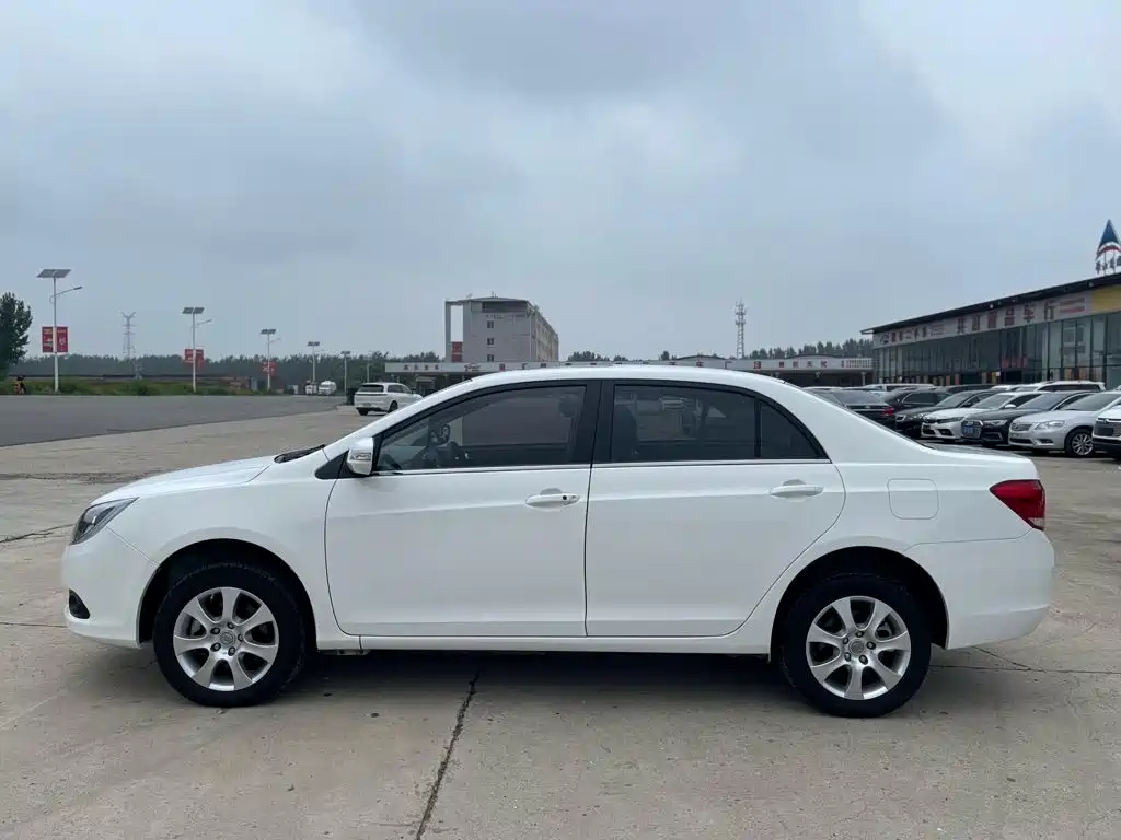 BYD e5 — миниатюра 4