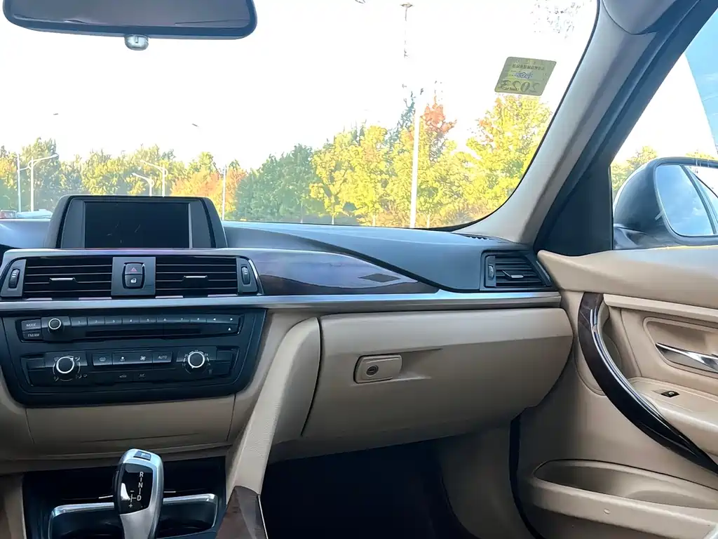 BMW 3 Series 3 2013 320Li Fashion