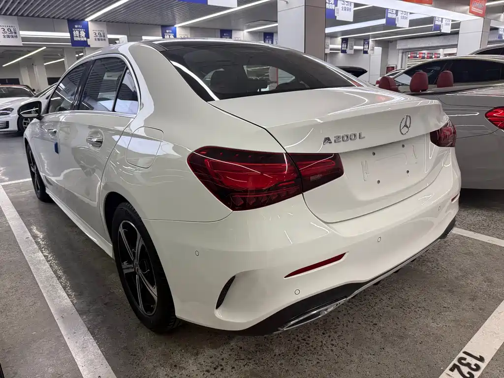 MERCEDES-BENZ A CLASS