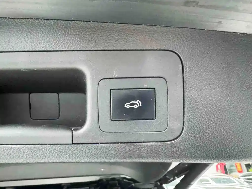 GAC Motor Trumpchi GS8 — миниатюра 23