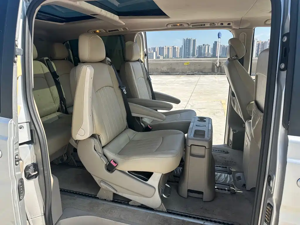 Mercedes-Benz Viano — миниатюра 11