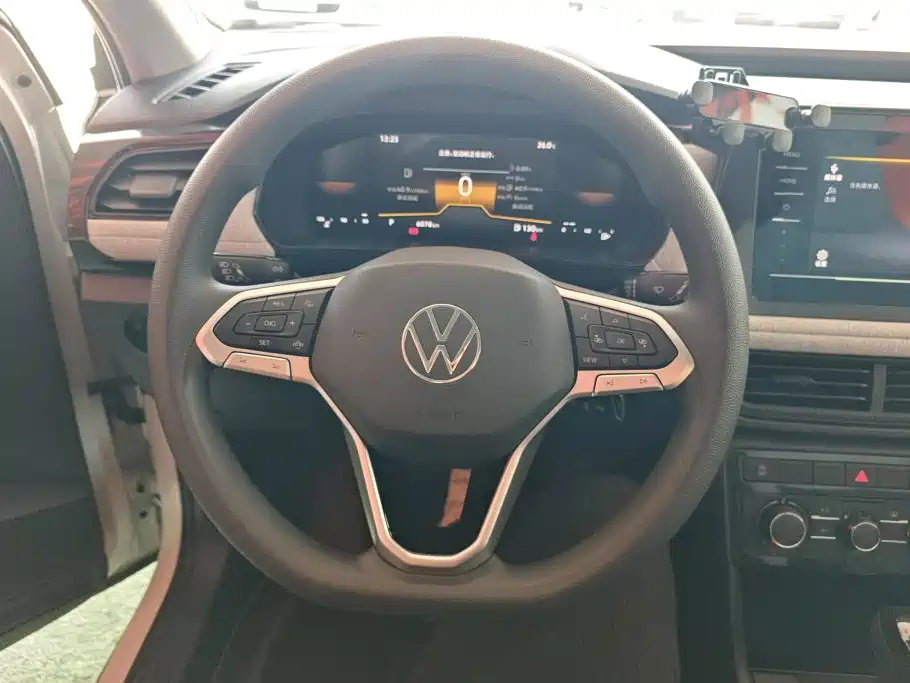 Volkswagen Tharu — миниатюра 15
