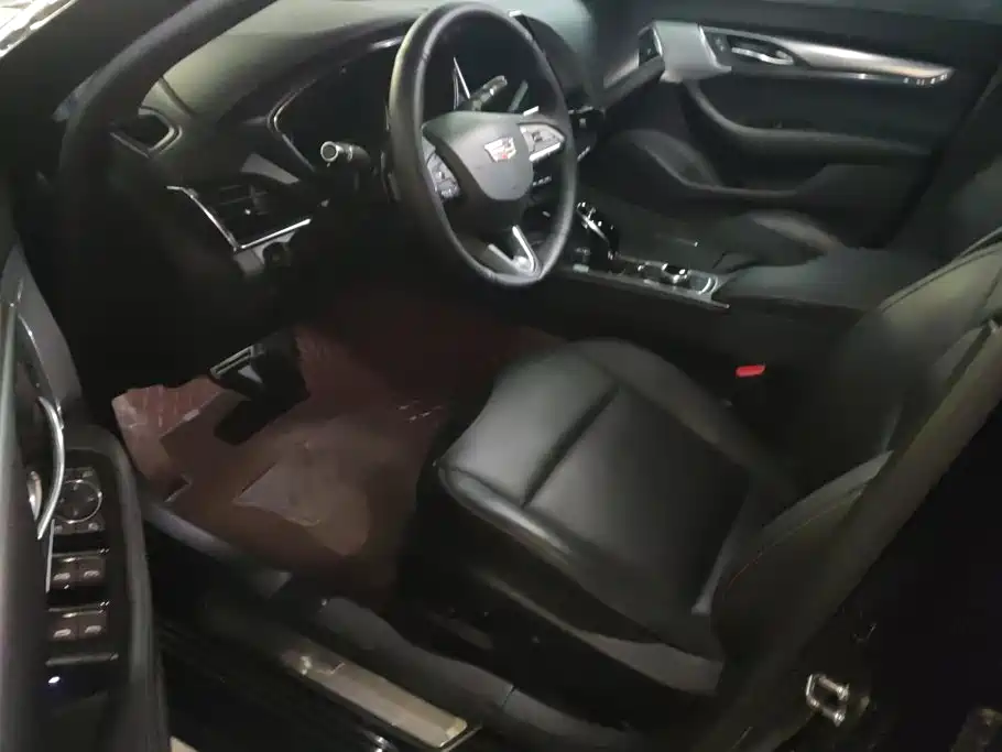 Cadillac CT5 — миниатюра 9