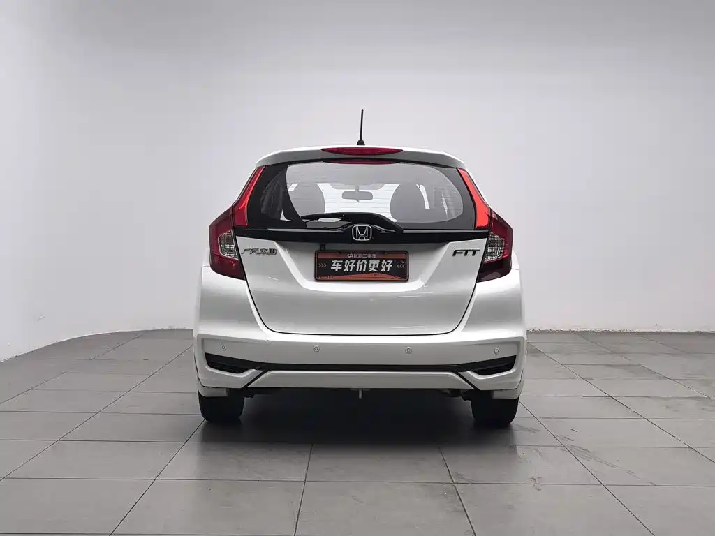 Honda Fit — миниатюра 4