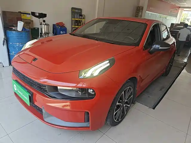 2020 Lynk & Co 03