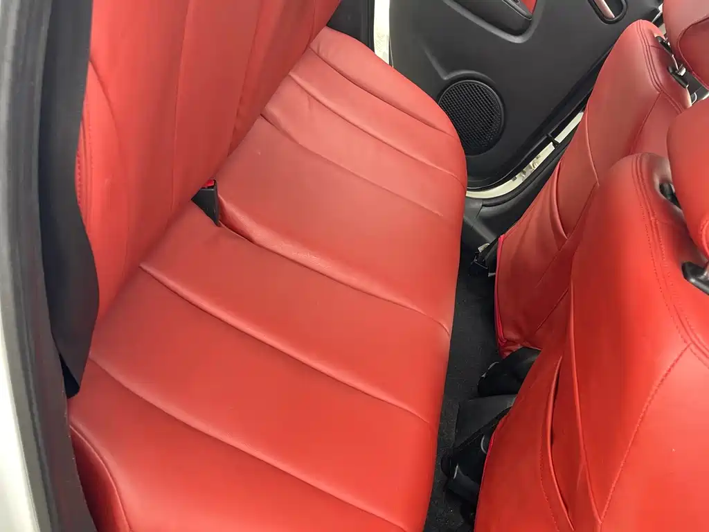 Mazda 2 — миниатюра 13