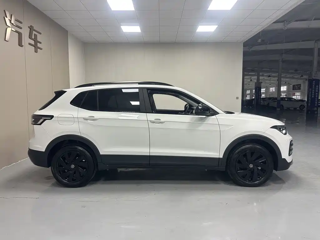 Volkswagen Tharu — миниатюра 7