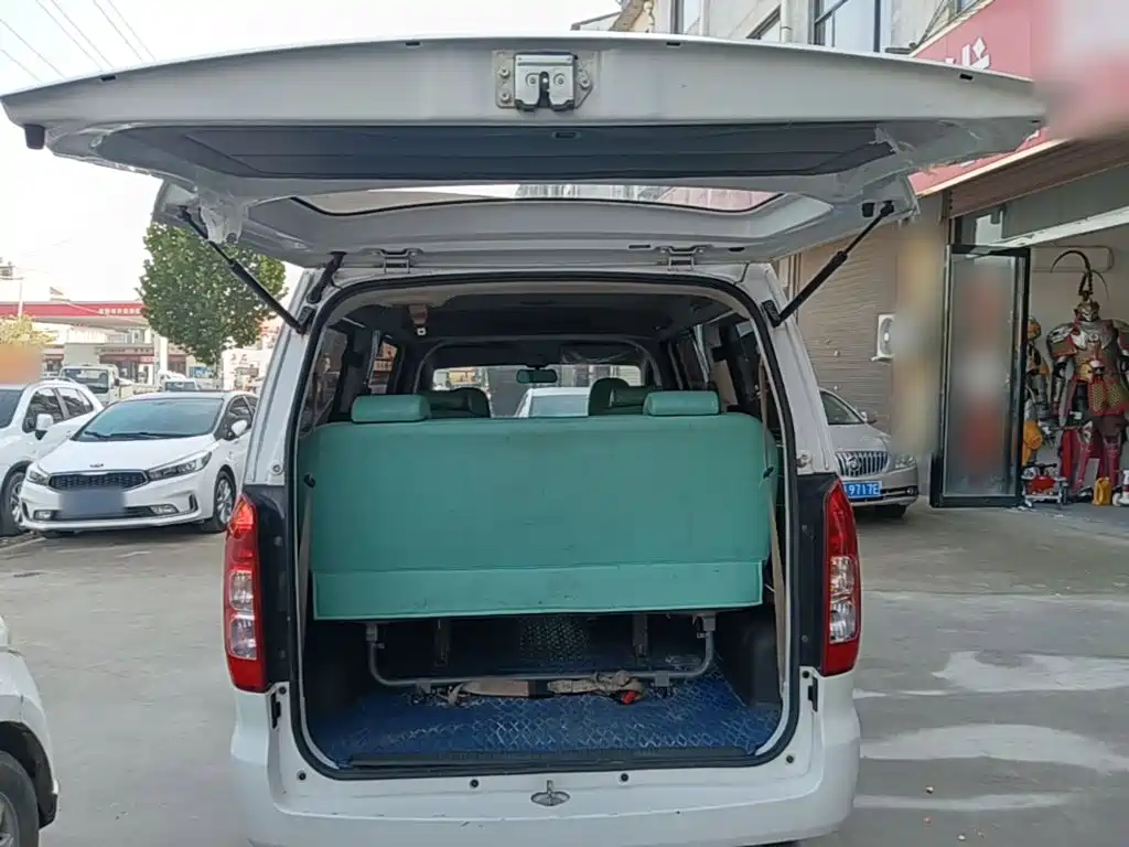 Wuling Hongguang V — миниатюра 19