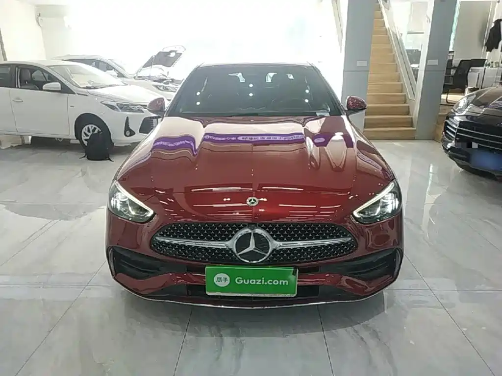 Mercedes-Benz C-Class — миниатюра 3
