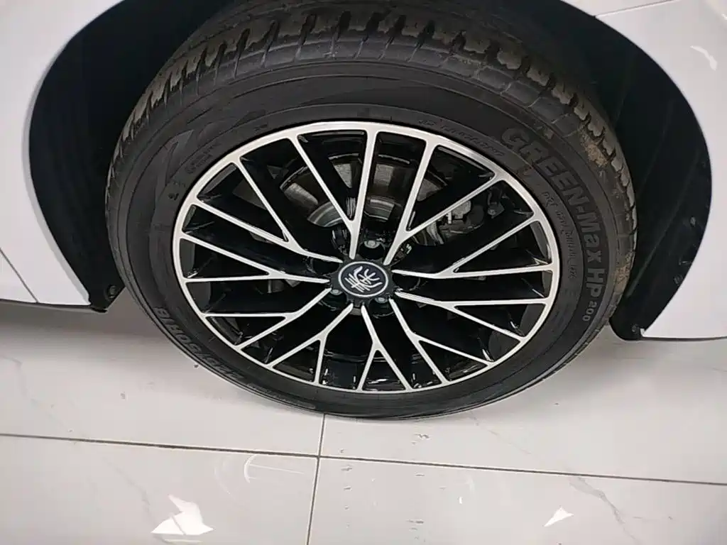 BYD Qin L — миниатюра 12