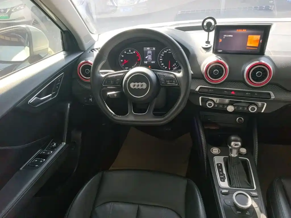 Audi Q2L — миниатюра 11