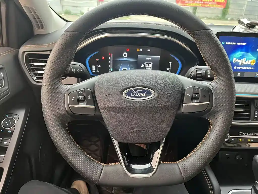 Ford Focus — миниатюра 11