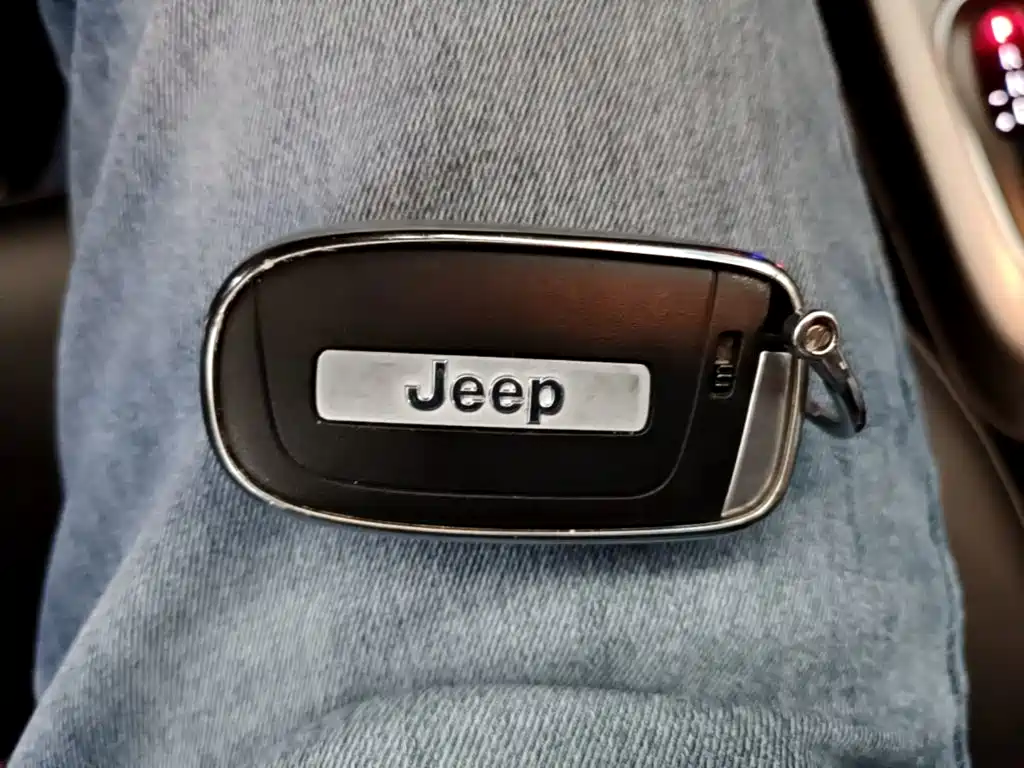 Jeep Compass — миниатюра 9