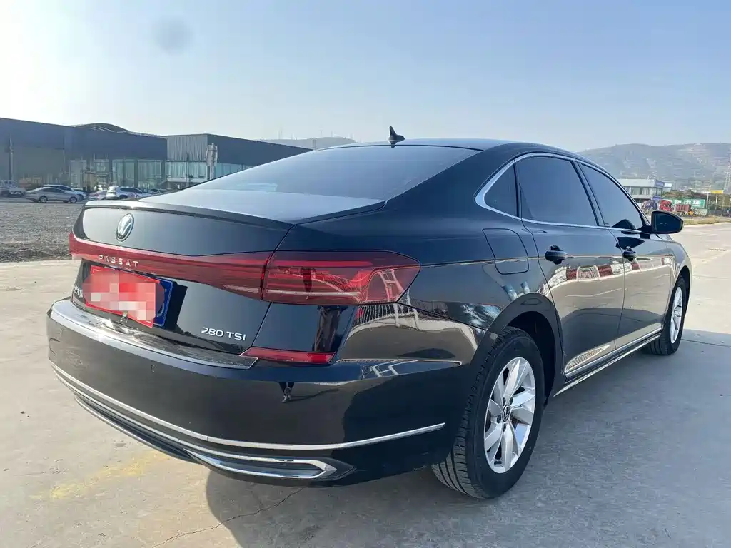 Volkswagen Passat — миниатюра 6