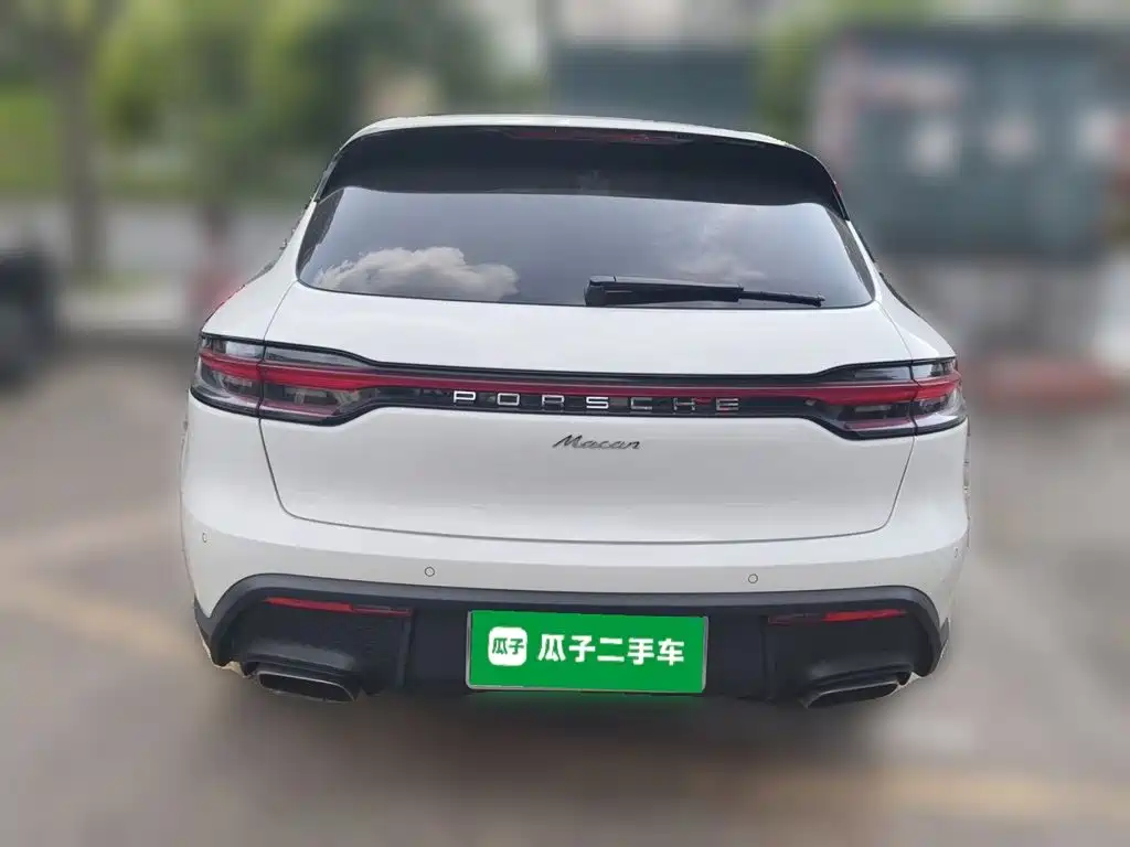 Porsche Macan — миниатюра 5