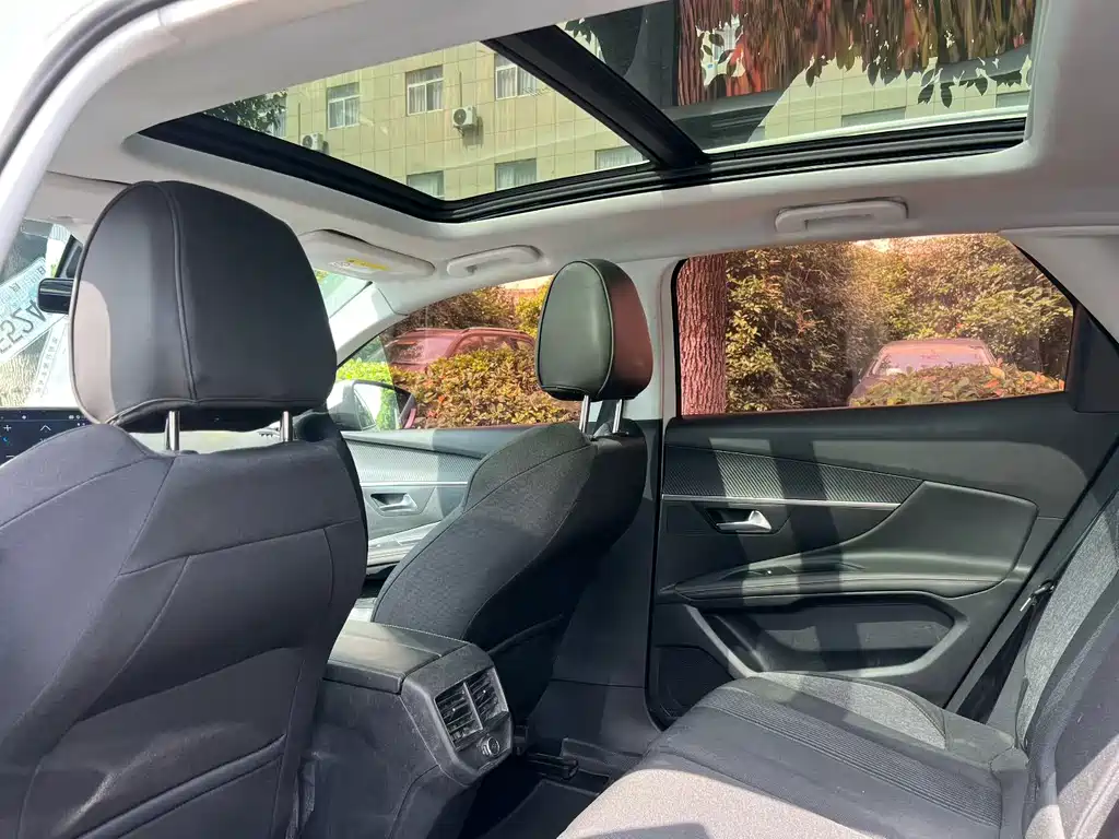 Peugeot 4008 350THP Comfort Edition, фото 6