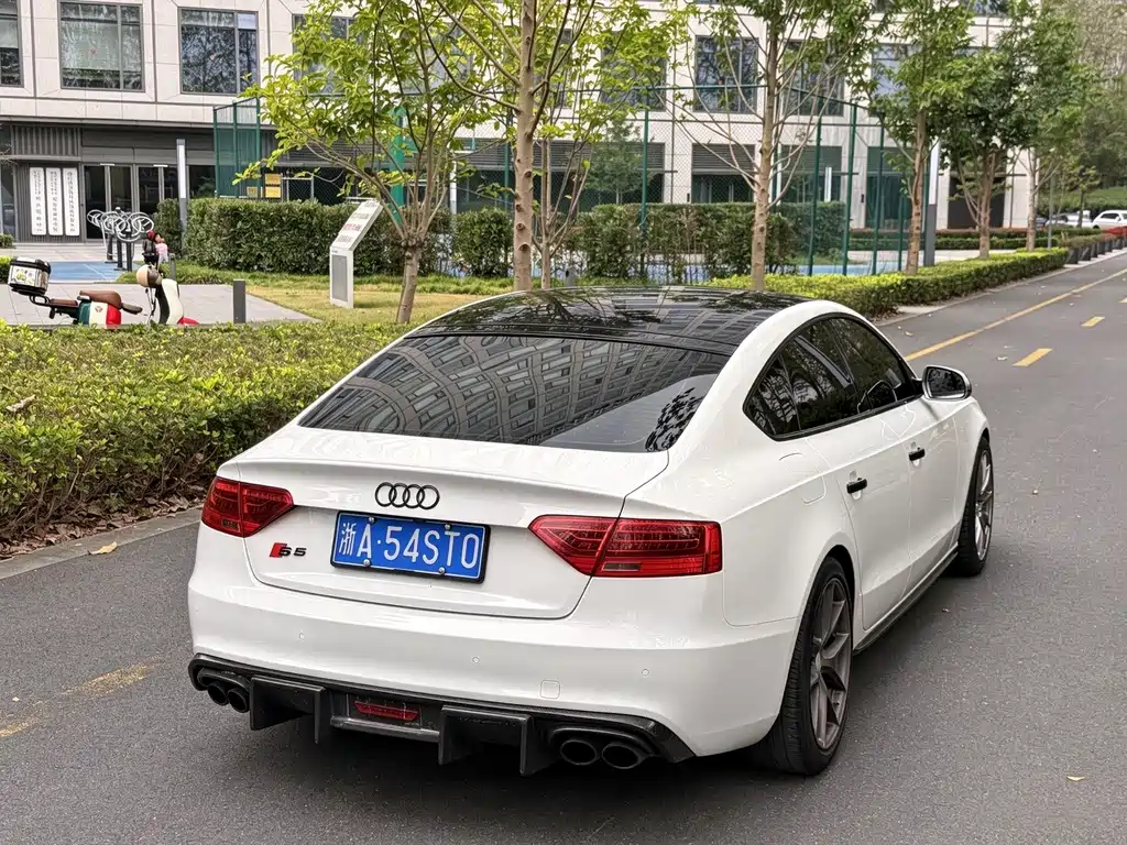 Audi S5 — миниатюра 5