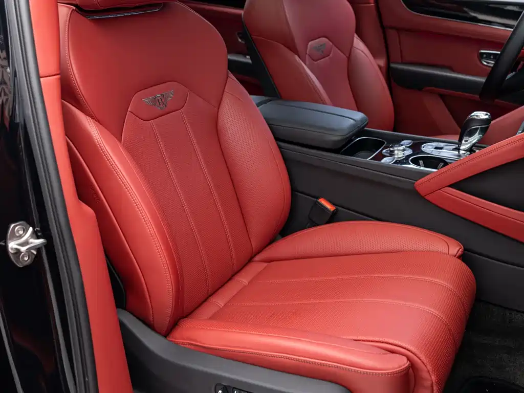 BENTLEY TIMYUE PLUG IN HYBRID