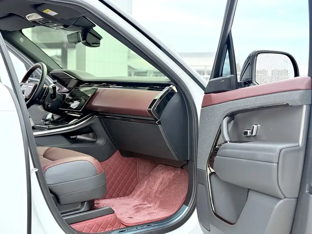 Land Rover Sport — миниатюра 7
